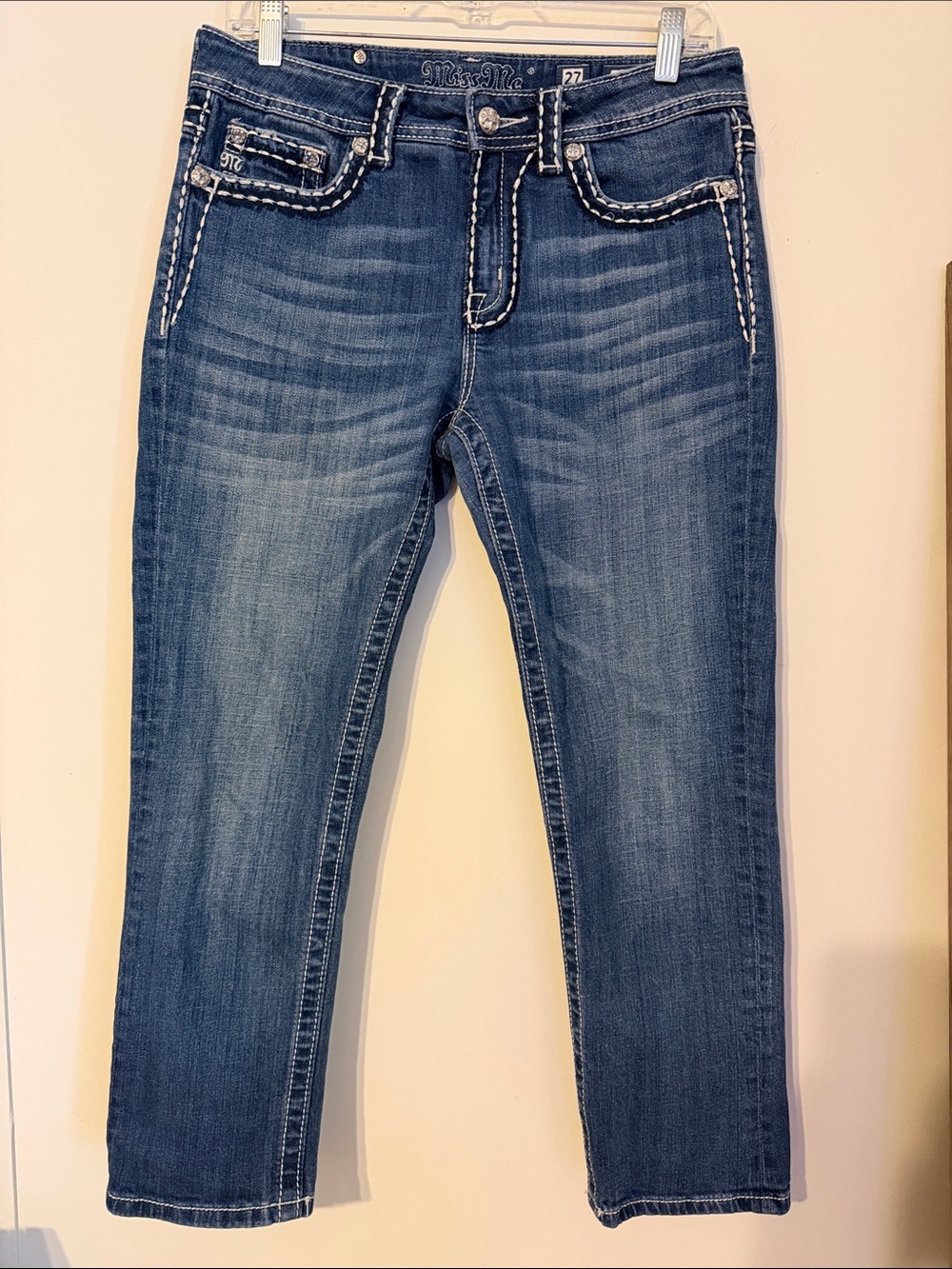 Miss Me Women's Medium Blue Boyfriend Capri Jeans with Contrast Stitching